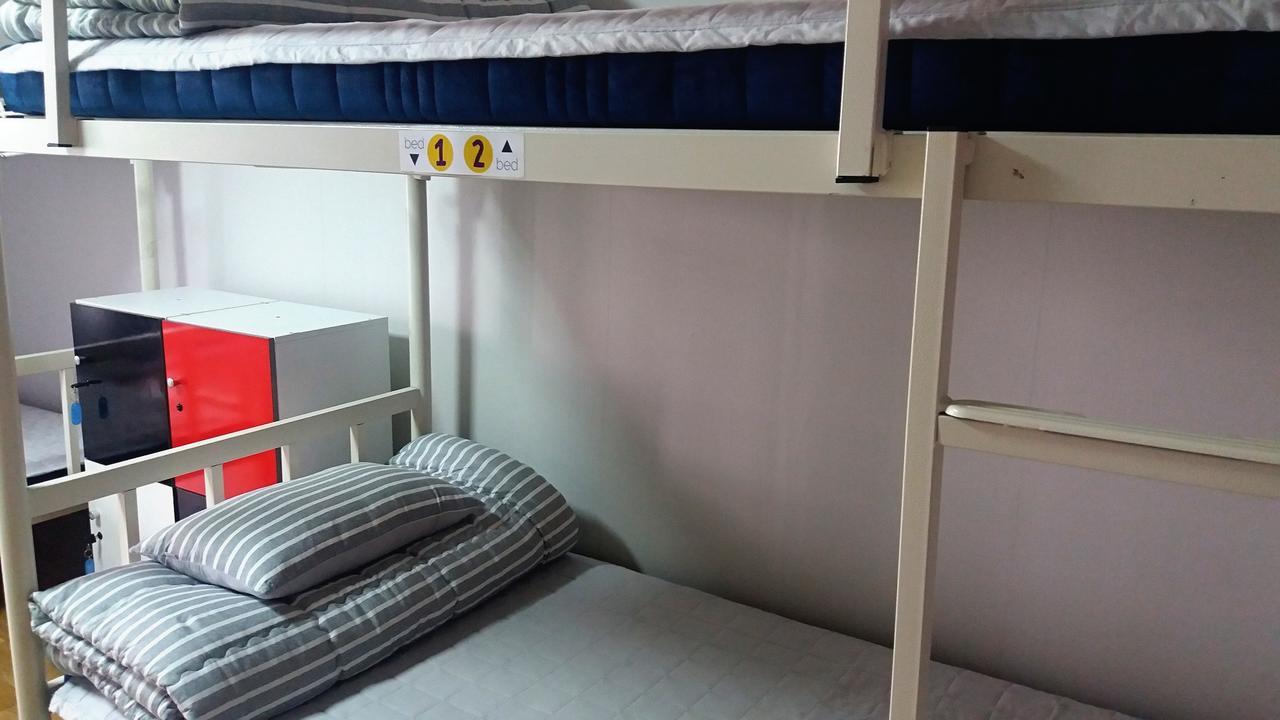 Silk Road Hostel Busan Eksteriør billede