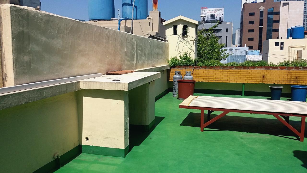 Silk Road Hostel Busan Eksteriør billede