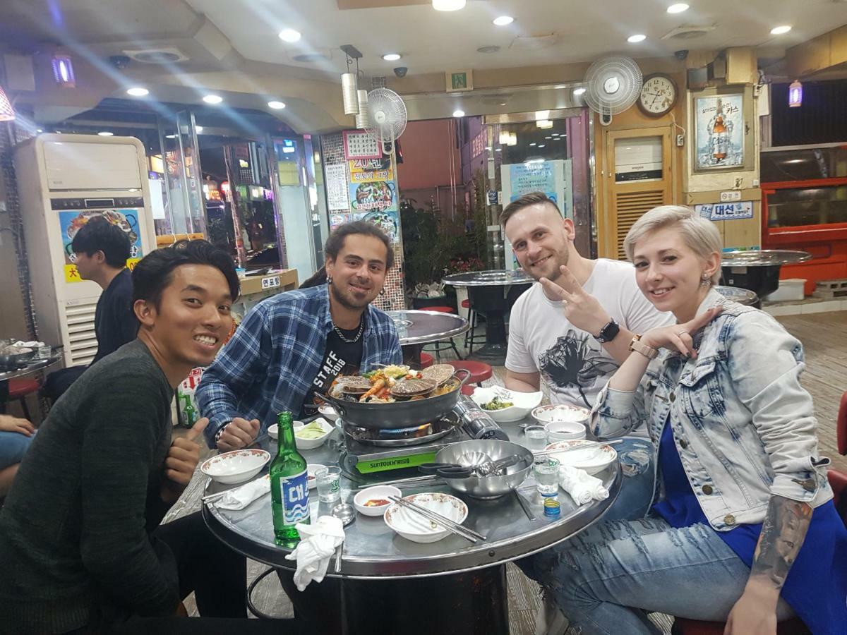 Silk Road Hostel Busan Eksteriør billede