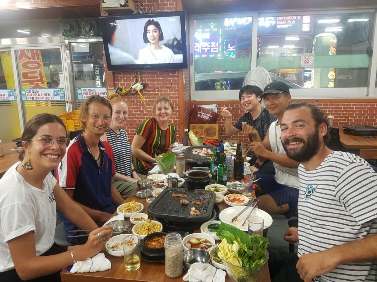 Silk Road Hostel Busan Eksteriør billede